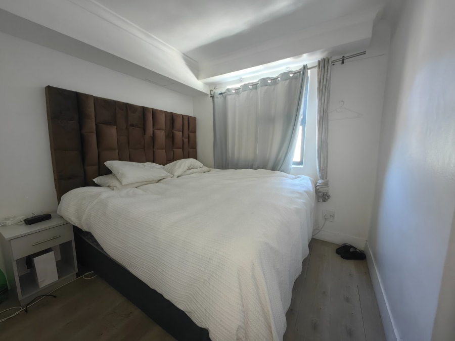 2 Bedroom Property for Sale in Zonnebloem Western Cape
